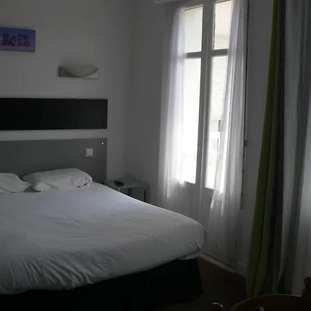 Les Alizes 2* Биарриц